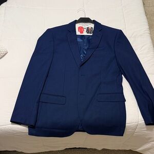 Navy Men's 3 piece suit - Classic slim Fit 38R 32W Pants